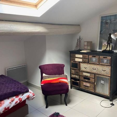 Loft Au Coeur De Nimes Apartment ภายนอก รูปภาพ
