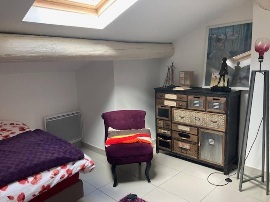 Loft Au Coeur De Nimes Apartment ภายนอก รูปภาพ